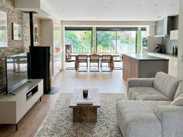 Maison 5 pièces 156 m²
