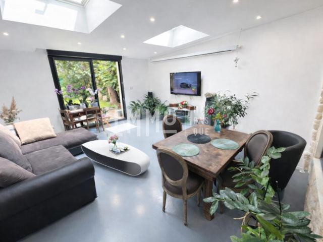 Maison 5 pièces 156 m²