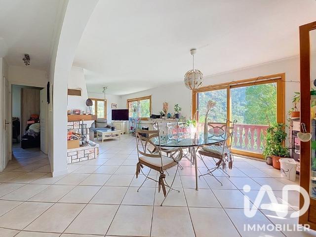 Maison 5 pièces 156 m²