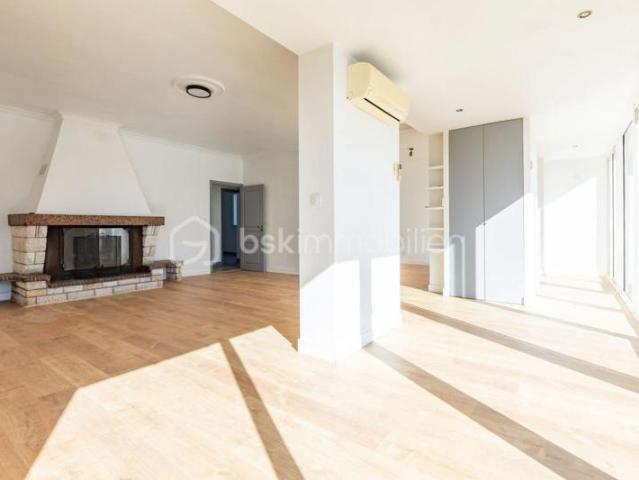 Maison 5 pièces 156 m²