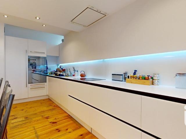 Maison 5 pièces 156 m²