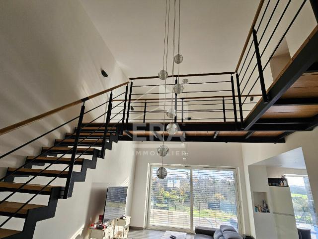 Maison 5 pièces 157 m²
