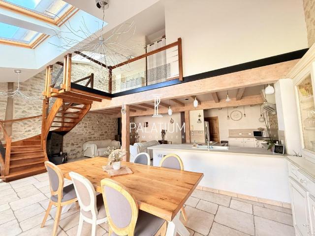 Maison 5 pièces 157 m²