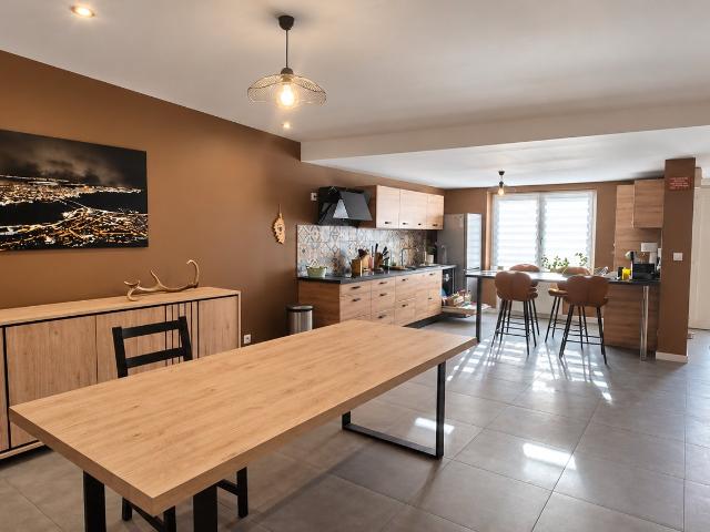 Maison 5 pièces 157 m²