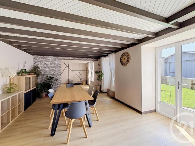Maison 5 pièces 157 m²