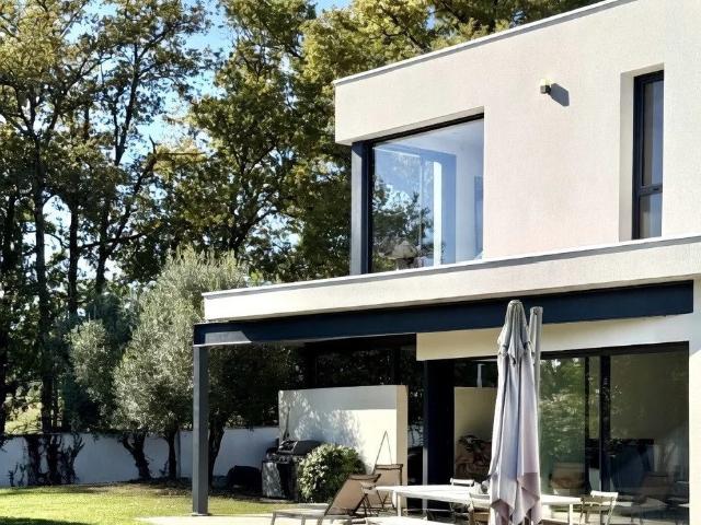 Maison 5 pièces 158 m²