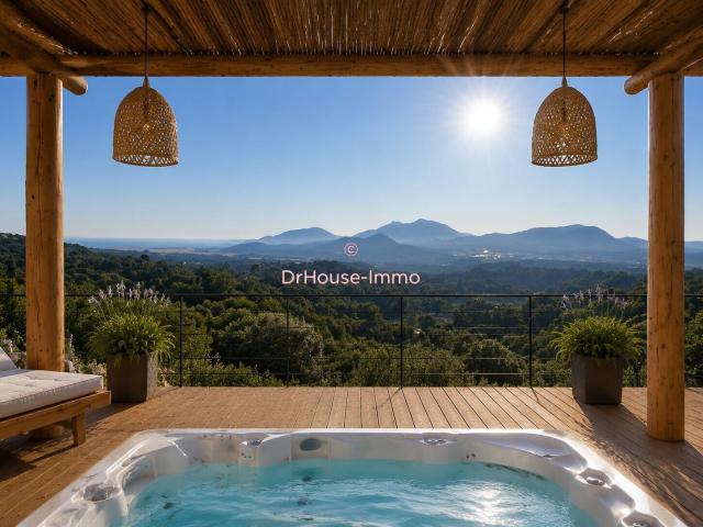 Maison 5 pièces 158 m²