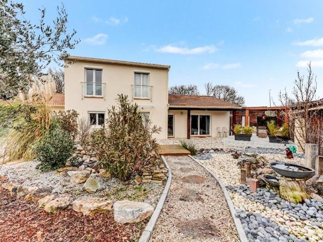 Maison 5 pièces 158 m²