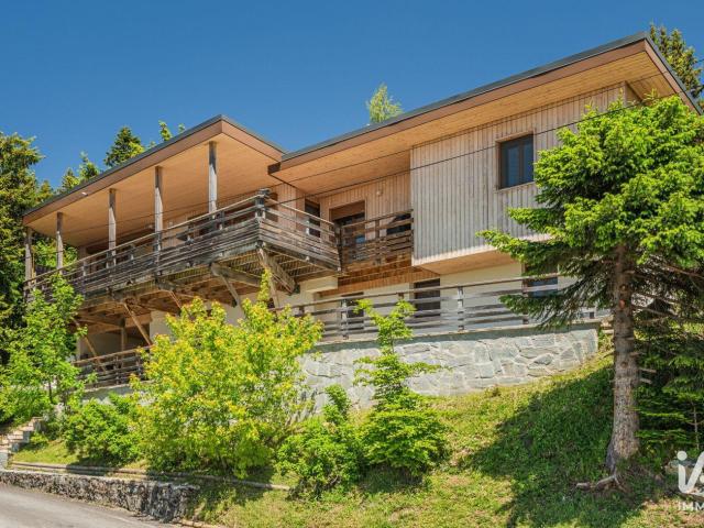 Maison 5 pièces 158 m²