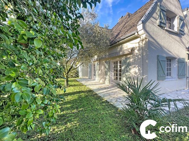 Maison 5 pièces 158 m²
