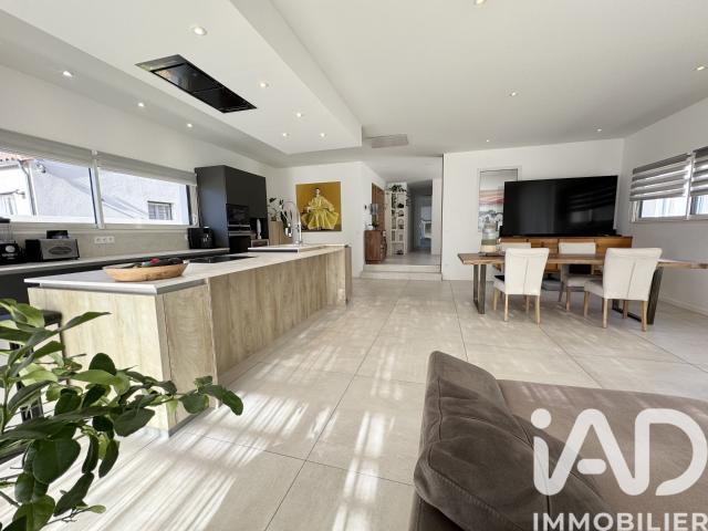 Maison 5 pièces 158 m²