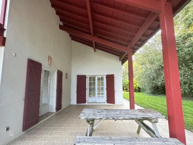 Maison 5 pièces, 158 m² à louer à Hasparren 64240