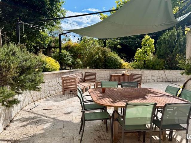 Maison 5 pièces 150 m²