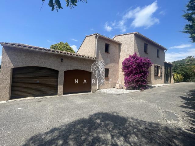 Maison 5 pièces 150 m²