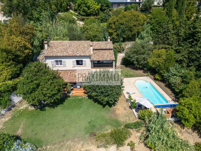 Maison 5 pièces 150 m²