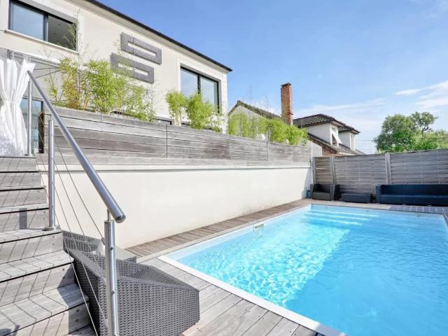 Maison 5 pièces 150 m²