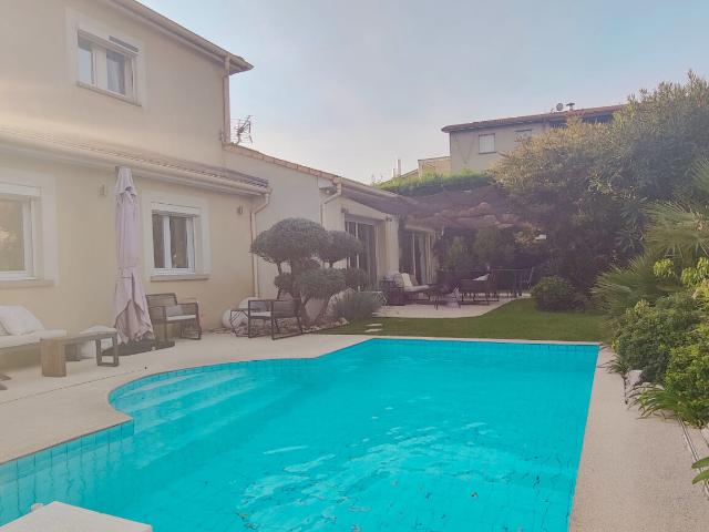 Maison 5 pièces 150 m²