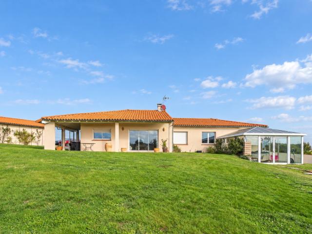 Maison 5 pièces 150 m²