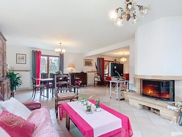 Maison 5 pièces 150 m²