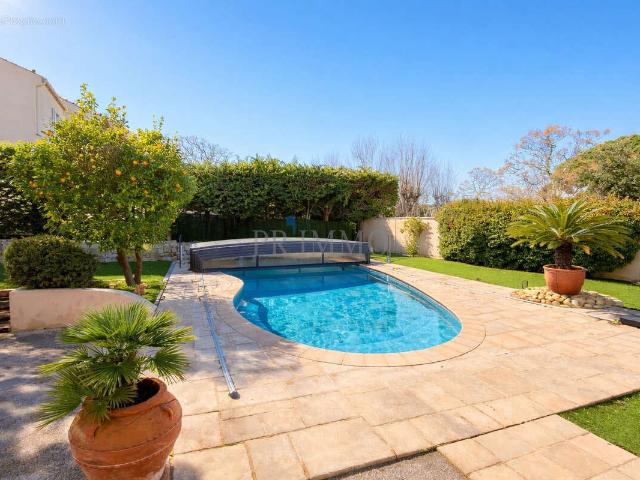 Maison 5 pièces 150 m²