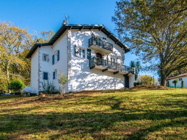 Maison 5 pièces 150 m²