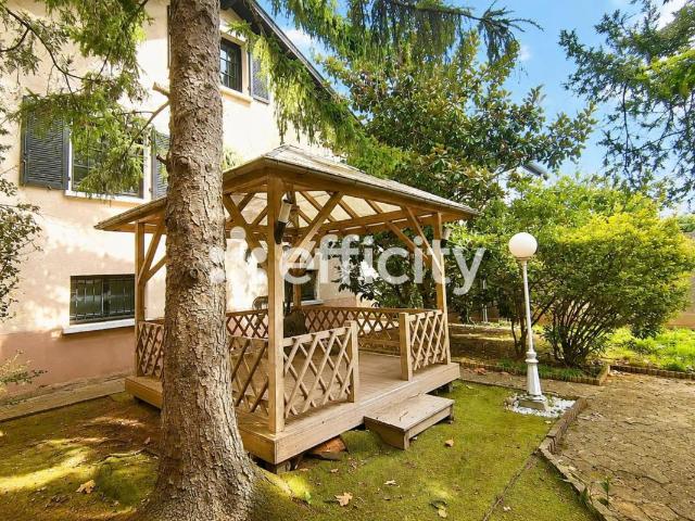 Maison 5 pièces 150 m²