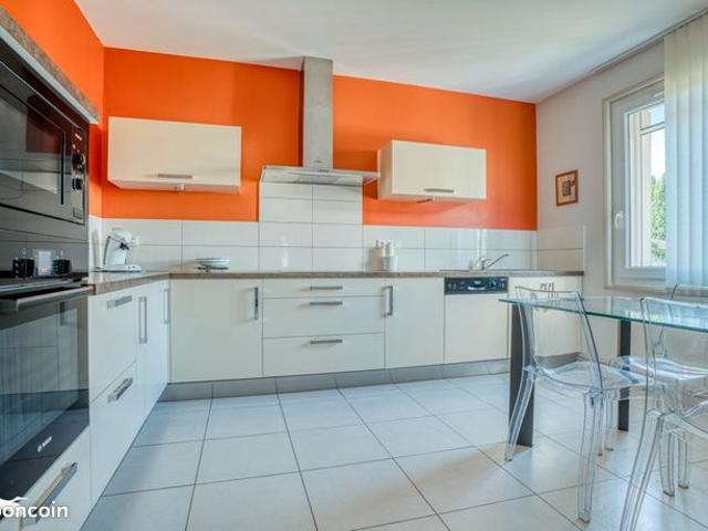 Maison 5 pièces 150 m²