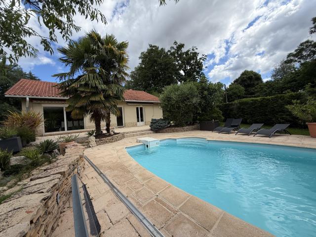 Maison 5 pièces 150 m²