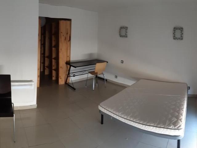 Maison 5 pièces, 150 m² à louer à Bordeaux 33000