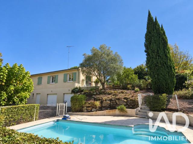 Maison 5 pièces 151 m²