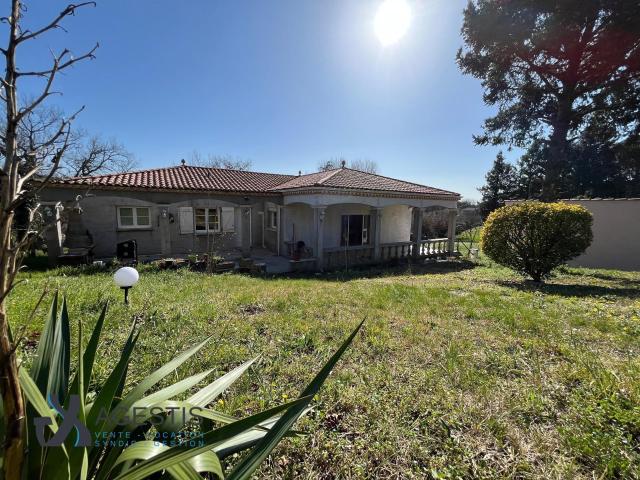 Maison 5 pièces 151 m²