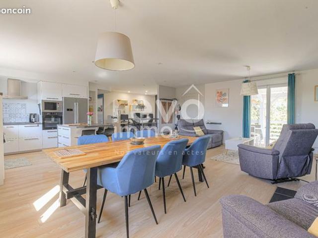 Maison 5 pièces 151 m²