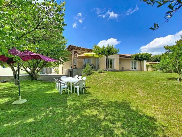 Maison 5 pièces 151 m²