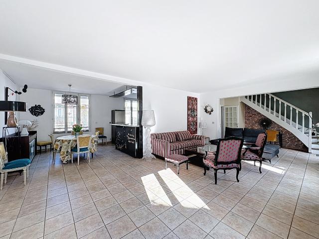 Maison 5 pièces 151 m²