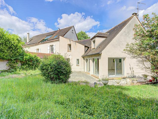 Maison 5 pièces 151 m²
