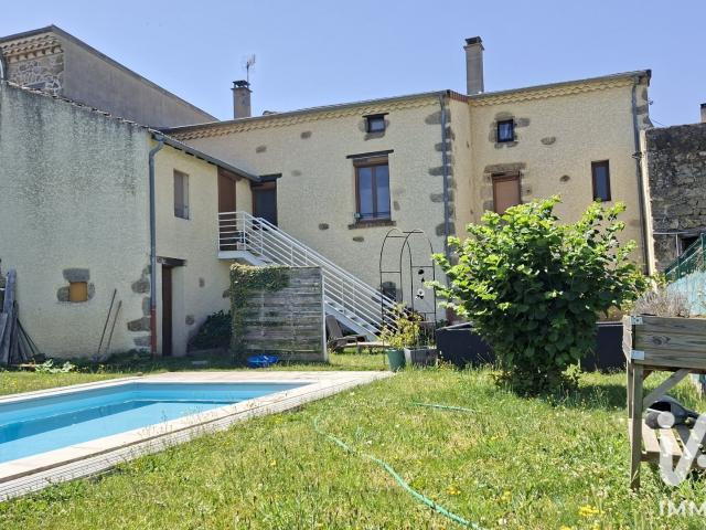 Maison 5 pièces 151 m²