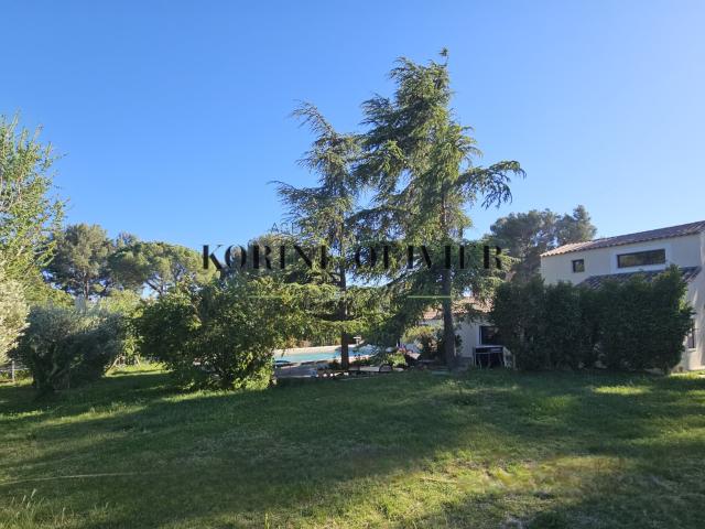 Maison 5 pièces 151 m²