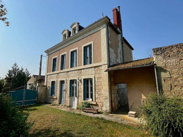 Maison 5 pièces 151 m²