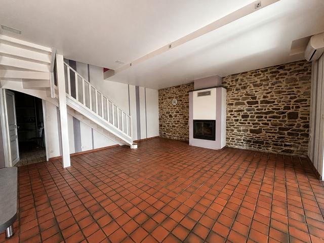 Maison 5 pièces – 151 m² environ à Moulins ref: HG176157