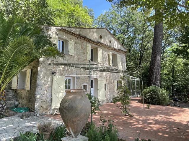Maison 5 pièces 152 m²
