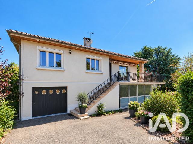 Maison 5 pièces 240 m²
