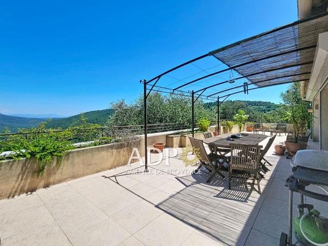 Maison 5 pièces 152 m²