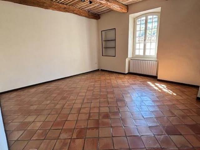 Maison 5 pièces, 152 m² à louer à Meyrargues 13650