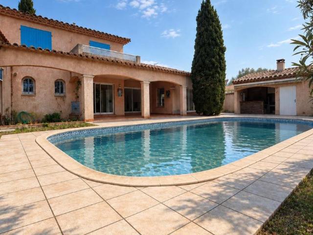 Maison 5 pièces, 152 m² à louer à Canohès 66680