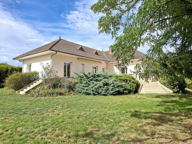Maison 5 pièces 153 m²