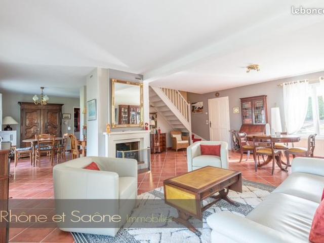 Maison 5 pièces 153 m²