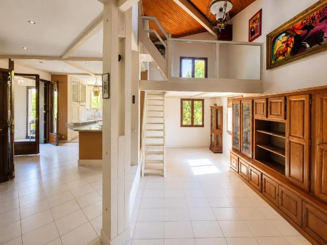 Maison 5 pièces 153 m²