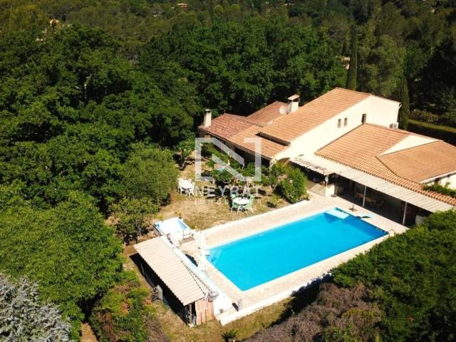 Maison 5 pièces 153 m²