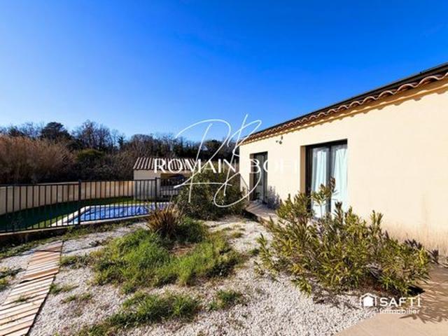 Maison 5 pièces 153m2 sur 837m2 de terrain avec piscine