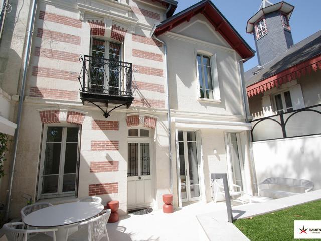 Maison 5 pièces 164 m²